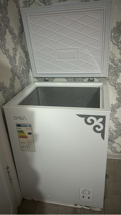 Морозильник б/у DLSL