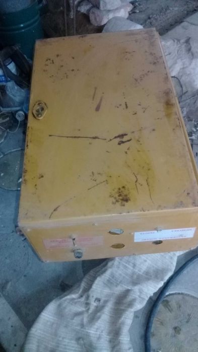 Продам эл. щит новый