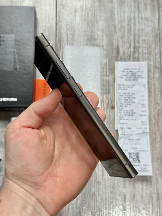 Samsung Galaxy S24 Ultra 256 GB 12 GB Ram Dual Sim Отличен Като Нов