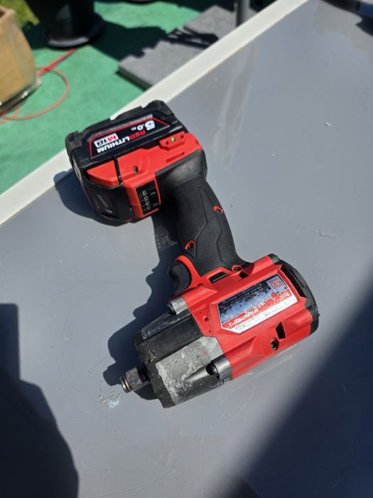 Pistol impact Milwaukee M18 FMTIW2F12