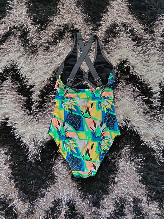 Costum de baie întreg mărimea 40