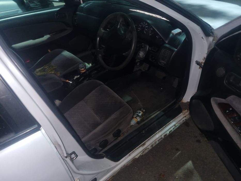 Продам Nissan cefiro a32