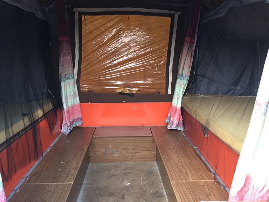 Каравана палатка Камптурист без документи за стационарно ползване