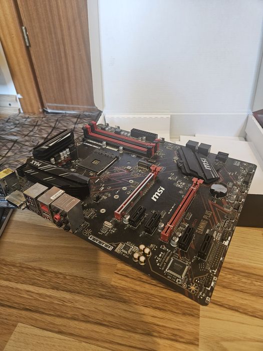 B450 gaming plus MAX ca NOUA