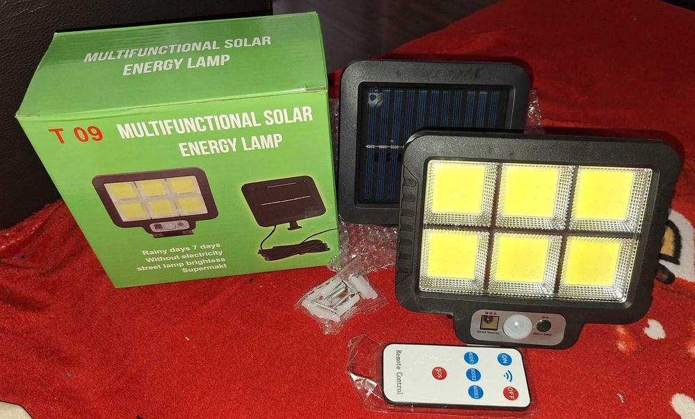 Lampă solară LED T09 cu senzor, telecomandă și panou solar