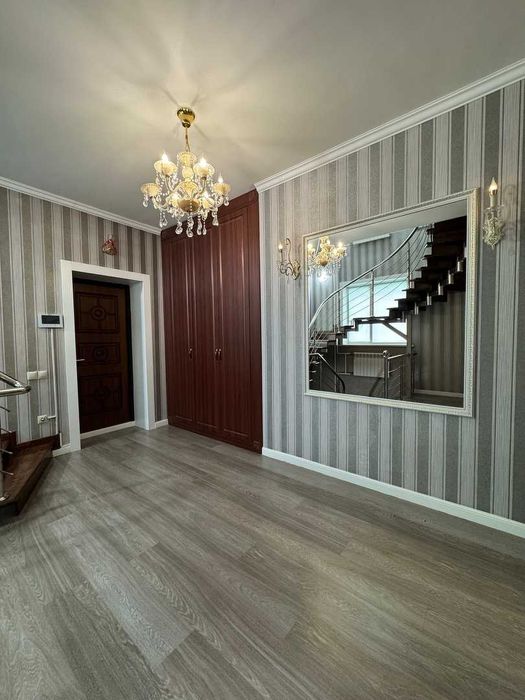 Просторный дом, 263.8 м², А. Попова