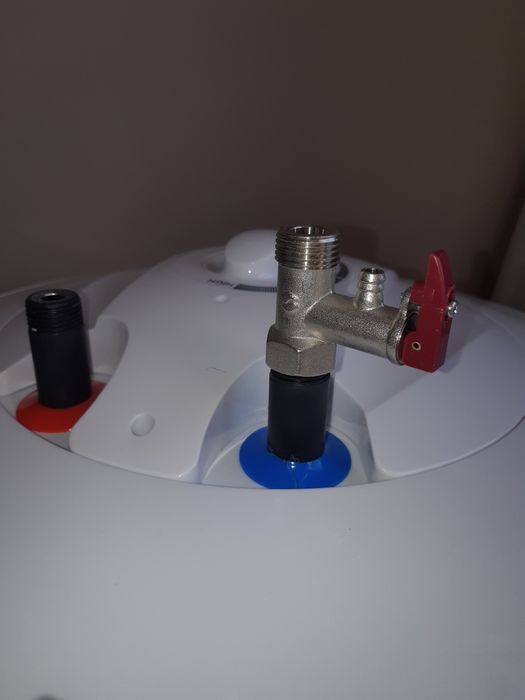 Сантехник ремонт и  разводка