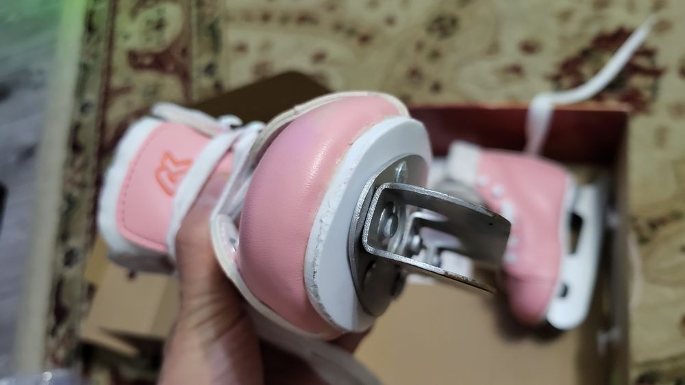 Детские коньки для девочки