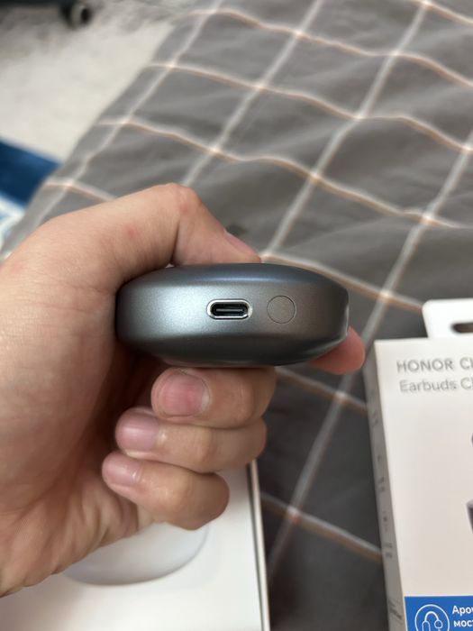 Honor Choice Earbuds Clip