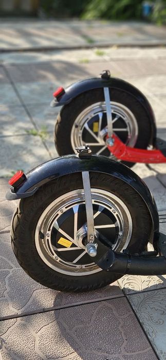 Продам электросамокат