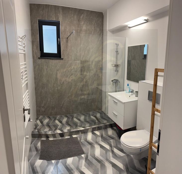 Apartament premium, loc de parcare, 70 metri de plaja