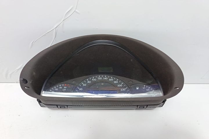 Ceasuri bord A2035401347 Mercedes-Benz C-Class W203