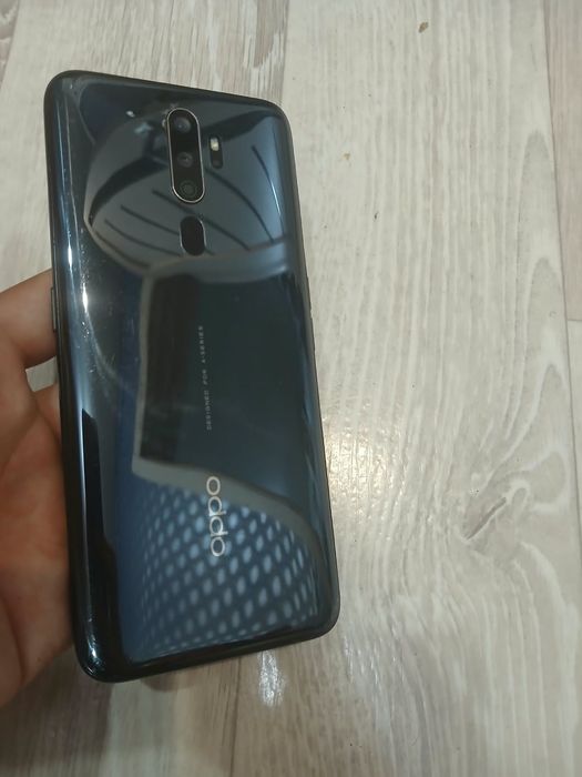 Oppo a5 2020 в хорошем состояние