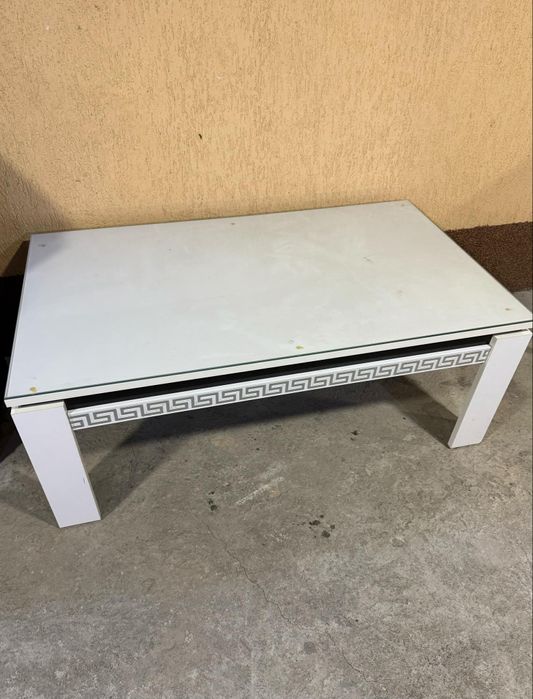 Холна маса бяла гланц