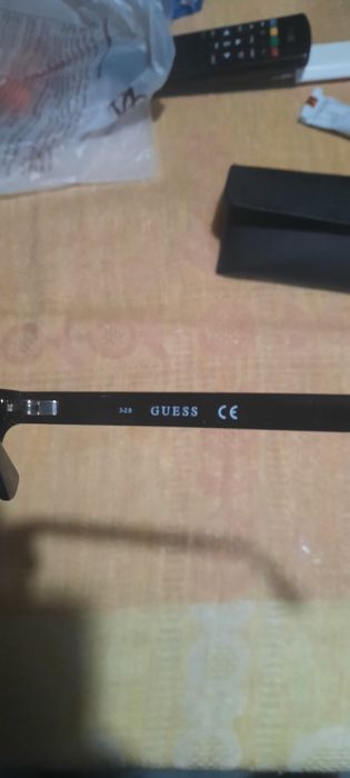 Оригинални слънчеви очила Guess