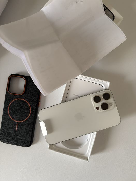 iPhone 15 pro max ca NOU 90%bat garanție 33luni