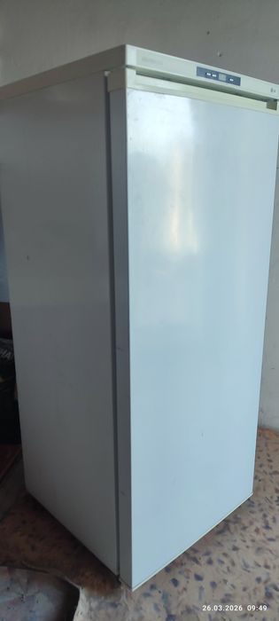 Морозильник LG сатылады.