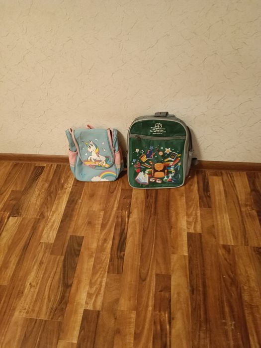 Продаю  два ранца