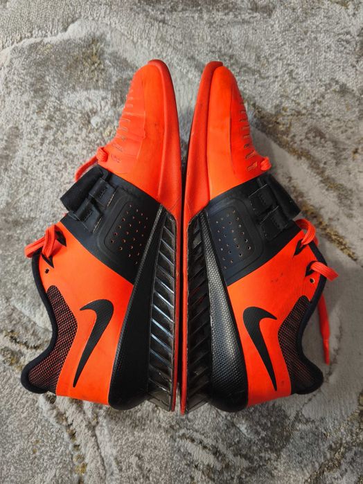 Обувки за вдигане на тежести Nike Romaleos 3