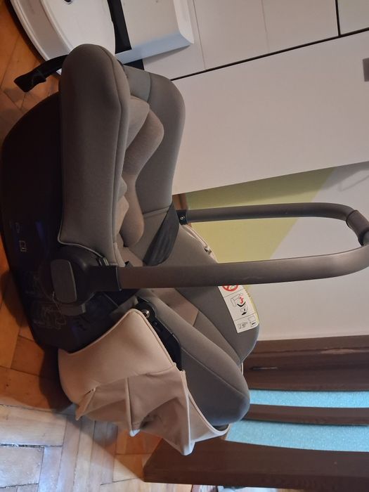 Scaun auto bebe 0 luni