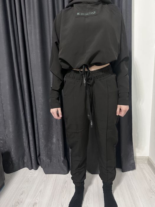 Veteida сет анцунг чисто нов S размер