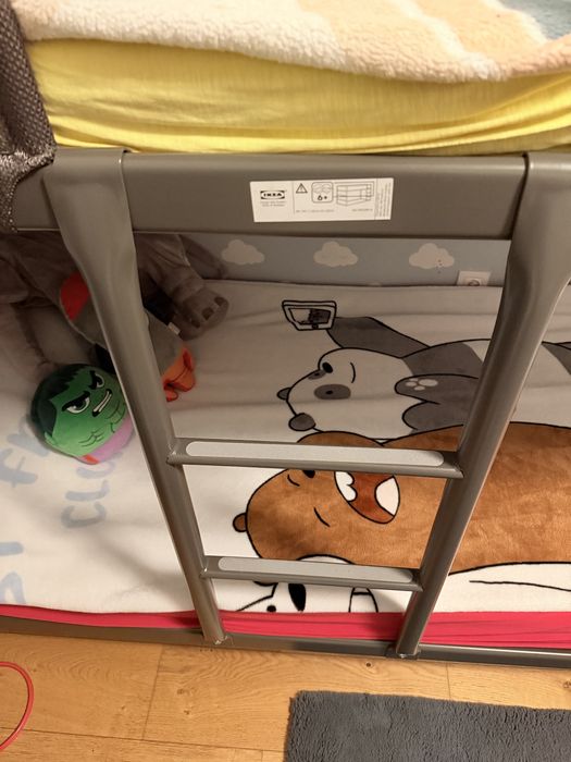 Двуетажно легло - не е използвано с матраци