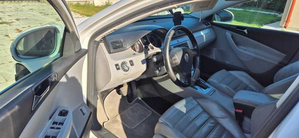 Volkswagen Passat B6 2.0 TDI 140 CP automata