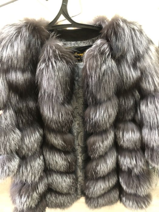 Продам шубу из чернобурки