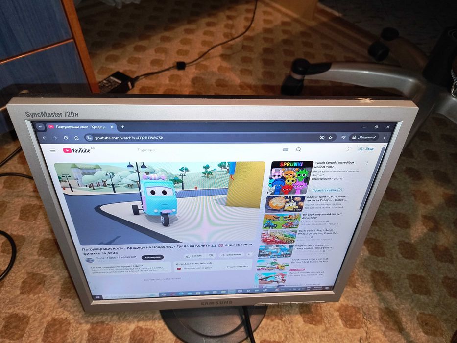 Монитор Samsung SyncMaster 720n