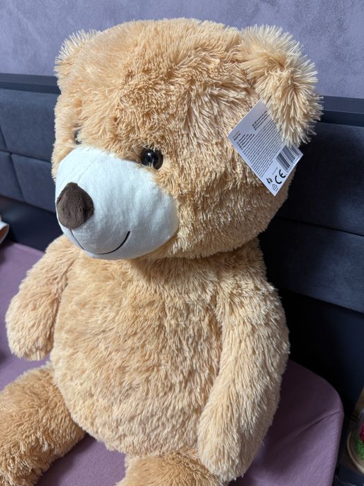 Голямо плюшено мече