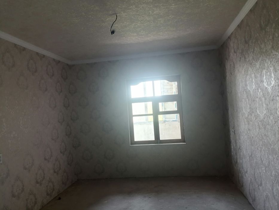 2 xonali uy sotiladi 78 k\m