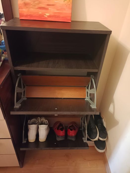 Продам  обувницу