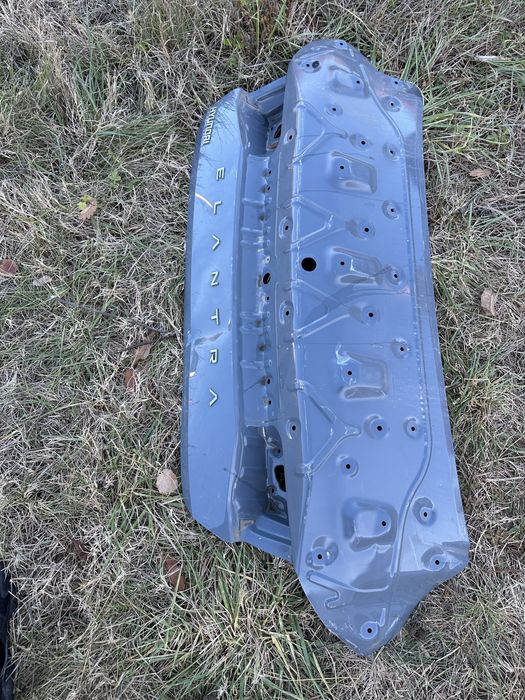 Capotă portbagaj hyundai elantra.