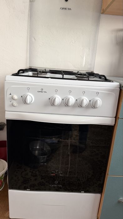 Продам газовую плитк Грета