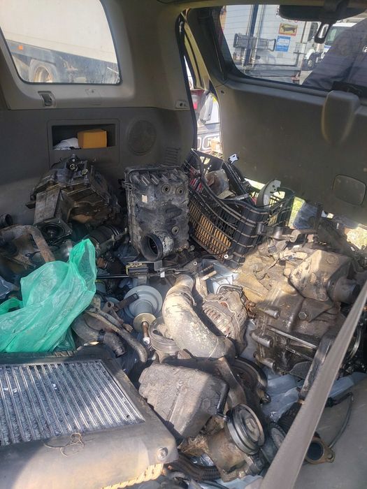 На Части Хюндай Сантафе Hyundai Santafe