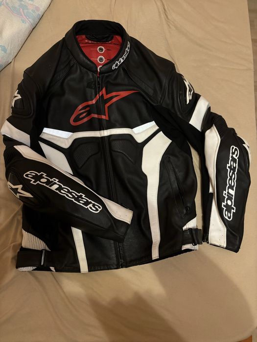 Яке alpinestars 52