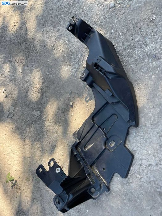 Suport Far Stanga Renault Megane 3 2008 - 2016 Cod 622230005R 622230005 [C7675]