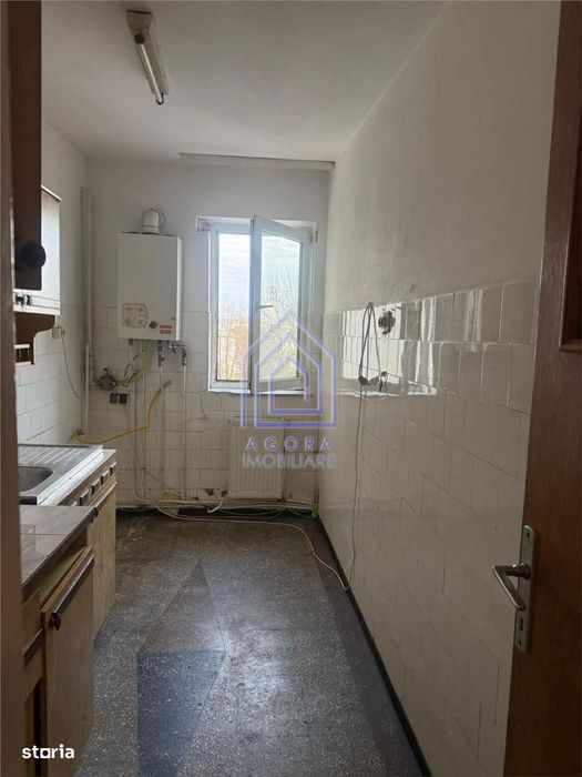 Apartament central, 3 camere.