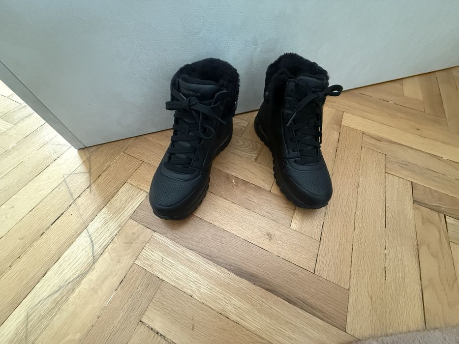 Зимни боти, обувки skechers, ботуши