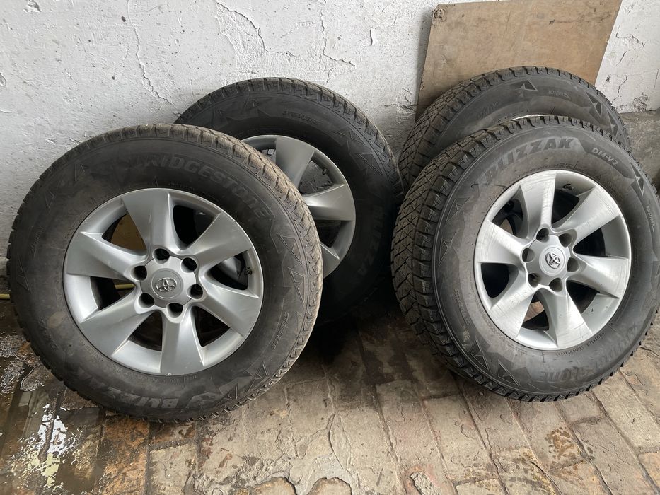 Джанти 17” с гуми 4x4 Land Cruiser
