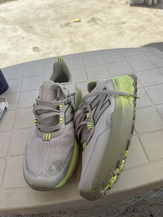 Маратонки NEw  Balance