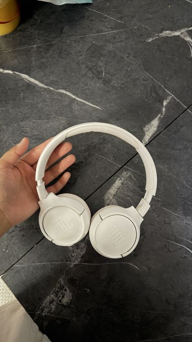 Наушники JBL TUNE570BT