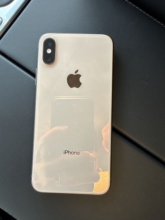 Продам Iphone XS