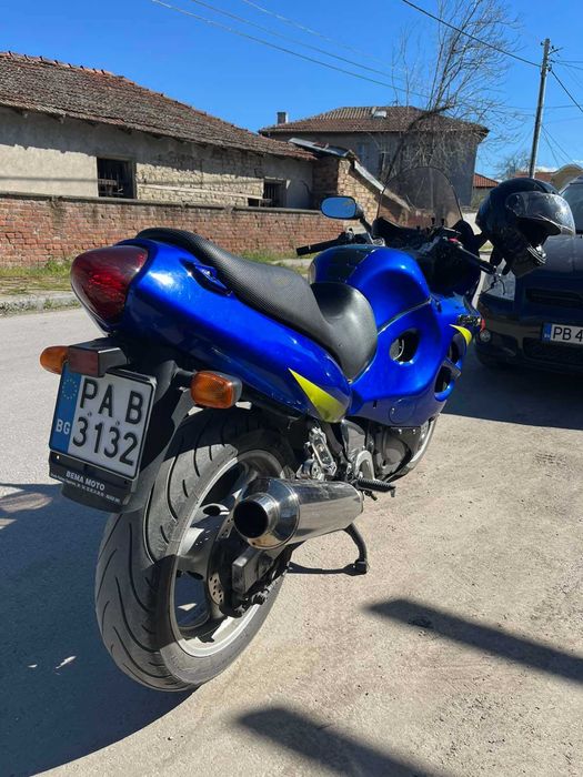 Suzuki GSX 600F
