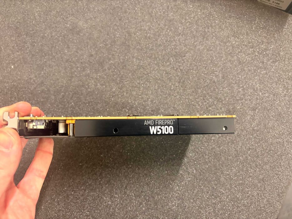 AMD FirePro W5100 – 4GB GDDR5 Професионална видеокарта Workstation GPU