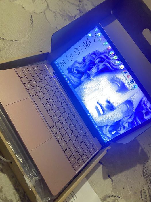 Ноутбук HUDRA пользовался 2 месяца