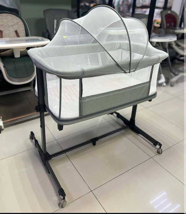 продаю кроватку-манеж