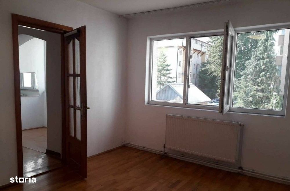 G.Enescu-Apartament 2 camere et.2, cu centrala,pret 65000Euro