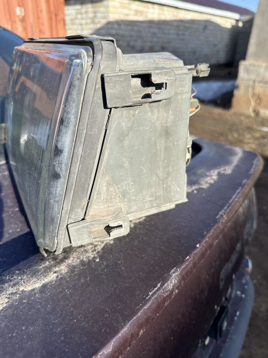 фара левая мерседес 124 дорестайл