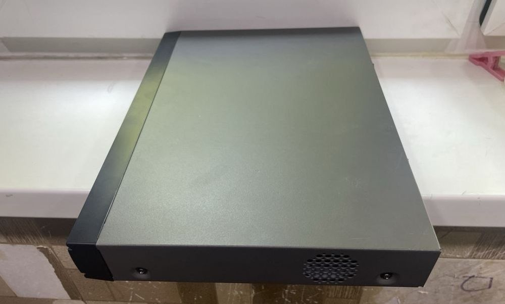 Hikvision NVR DS-7604NI-Q1

Model: DS-7604NI-Q1 Serial No.
